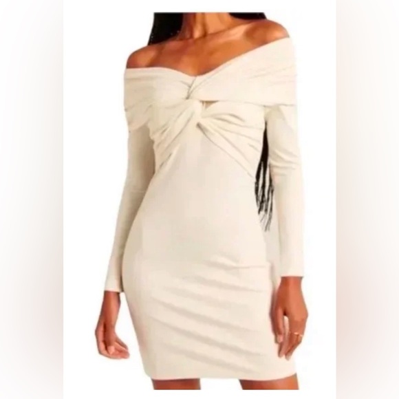 Abercrombie & Fitch Off-The-Shoulder White Mini Dress - Picture 1 of 6